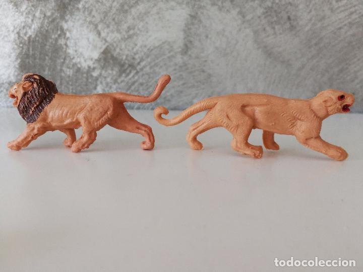 Figuras de goma y PVC: LEON Y LEONA REAMSA - Foto 2
