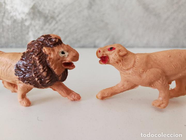 Figuras de goma y PVC: LEON Y LEONA REAMSA - Foto 5