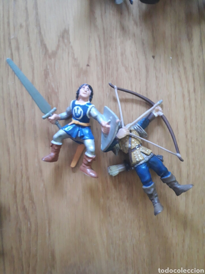 Figuras de goma y PVC: Figura medievales bully - Foto 1