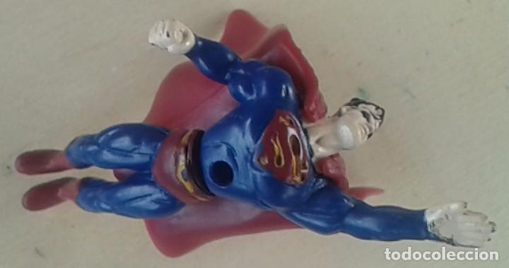 Figuras de goma y PVC: SUPERMAN - PVC - 5,5CMX3CM - Foto 1