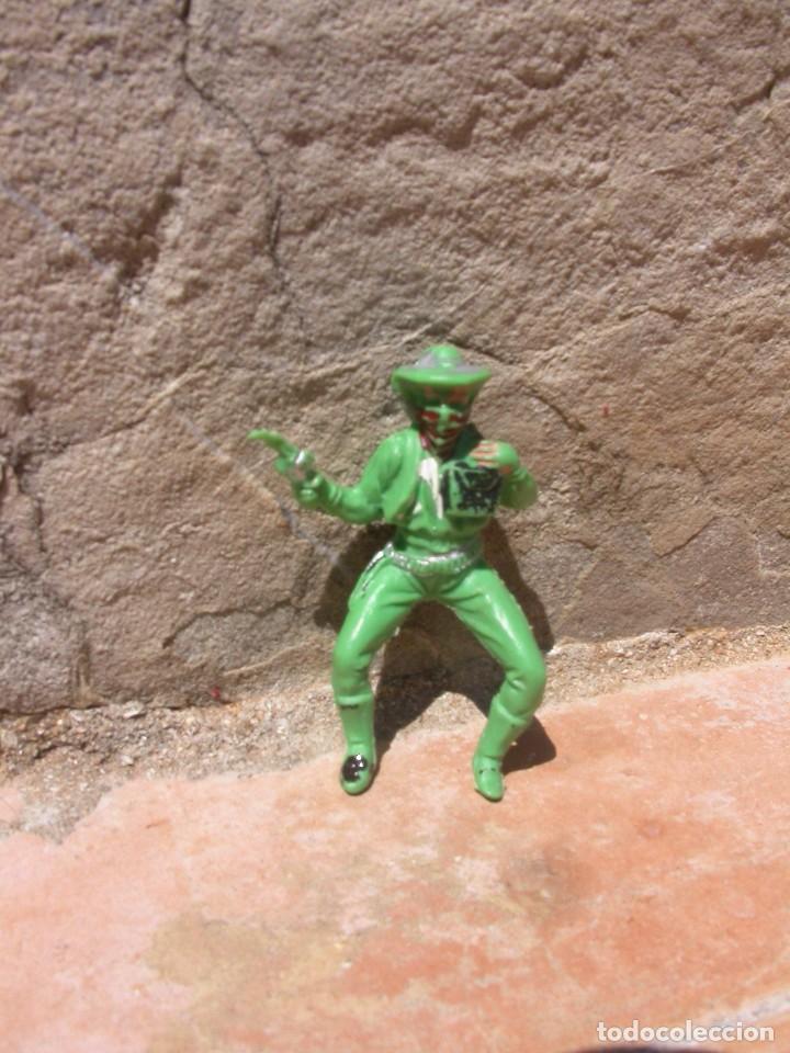 Figuras de goma y PVC: FIGURA PECH - Foto 1