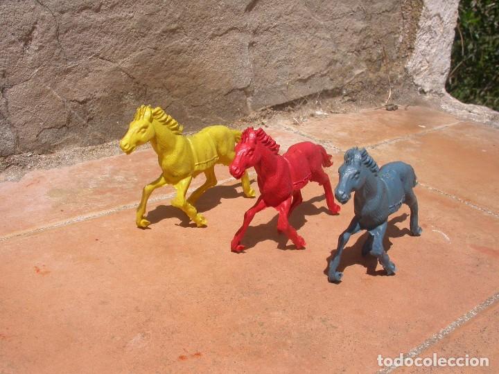 Figuras de goma y PVC: FIGURA COMANSI - Foto 1