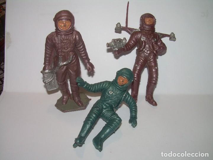 Figuras de goma y PVC: ANTIGUAS FIGURAS. - Foto 1