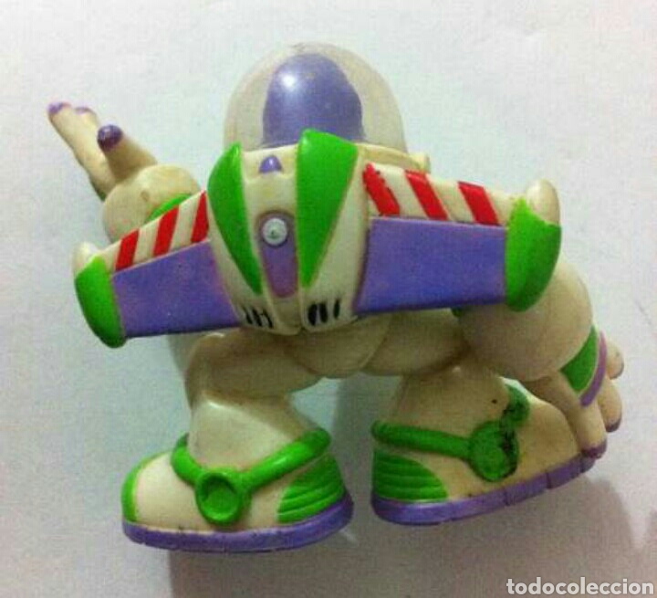 Figuras de goma y PVC: FIGURA DE BUZZ LIGHTYEAR DE DISNEY - Foto 3