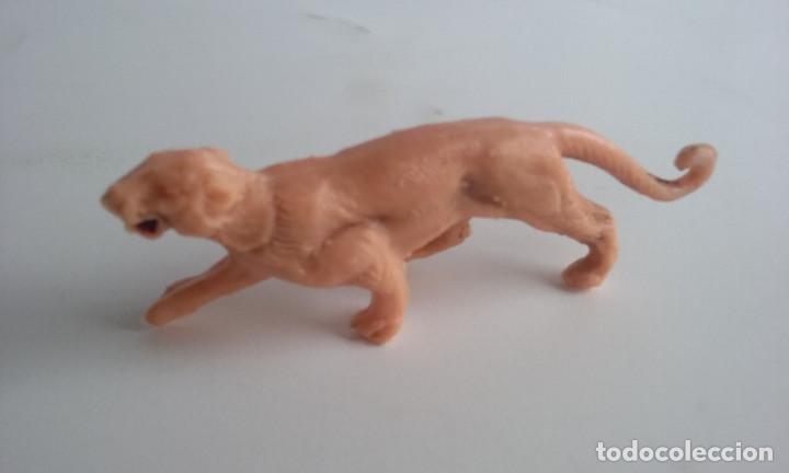 Figuras de goma y PVC: FIGURA DE PANTERA EN PLASTICO. - Foto 1