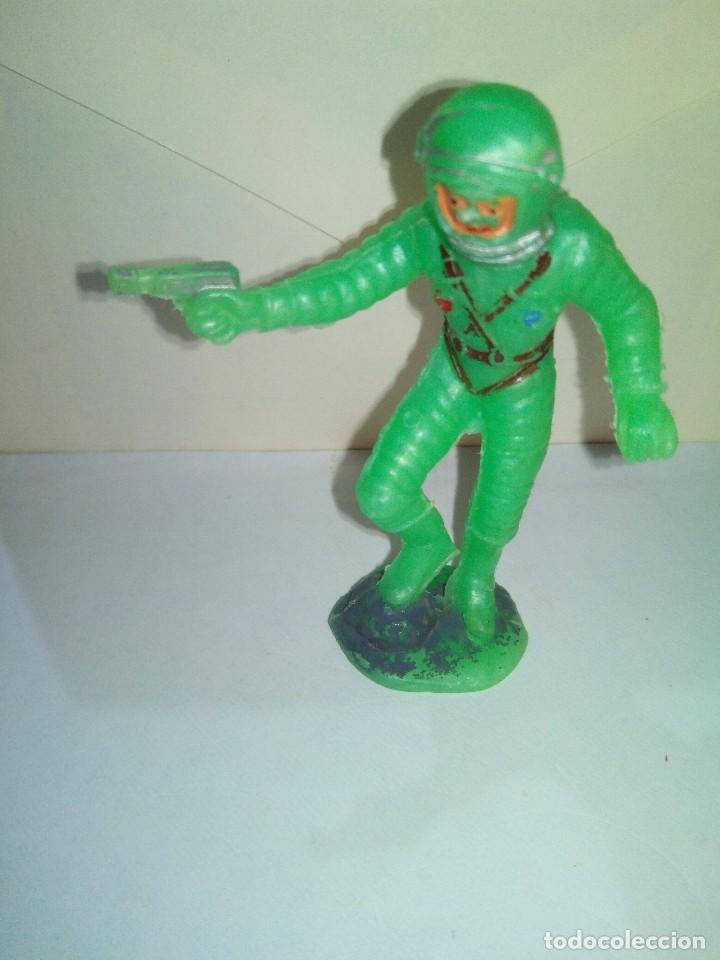 Figuras de goma y PVC: Figura Astronauta jecsan - Foto 1