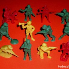 Figuras de Goma y PVC: LOTE 12 FIGURAS SOLDADOS, HAZAÑAS Y COMBATES, PLÁSTICO, DUNKIN, ORIGINALES AÑOS 60-70.. Lote 91024685