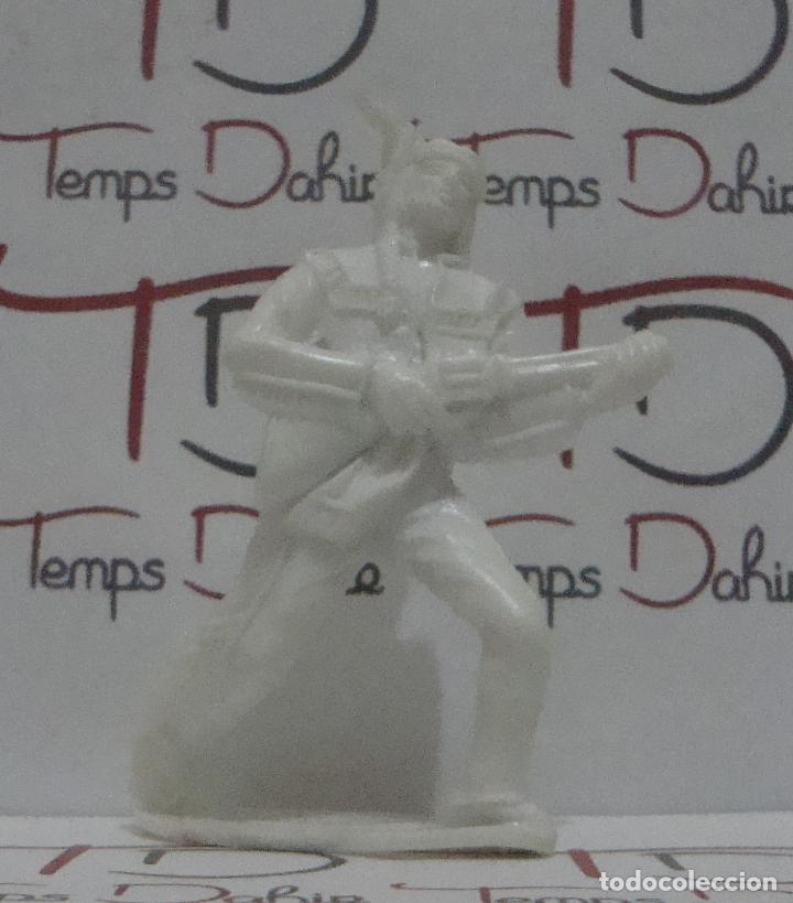 Figuras de goma y PVC: (TC-20) FIGURA PLASTICO COMANSI - Foto 1