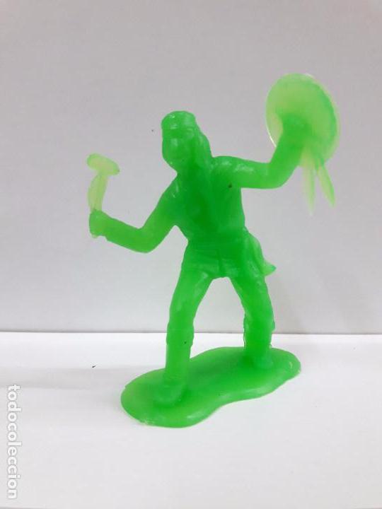 Figuras de goma y PVC: GUERRERO INDIO . EN PLASTICO MONOCOLOR - Foto 1