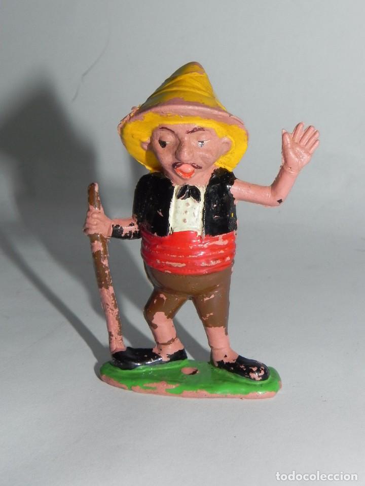 Figuras de Goma y PVC: FIGURA DE GOMA DEL TEATRO DE AIRGAM, A&Ntilde;OS 50, MIDE 7,5 CMS.