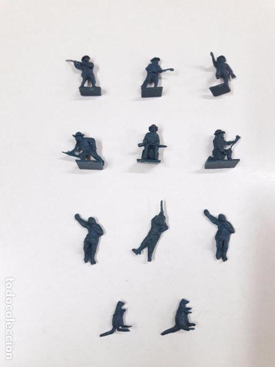 Figuras de goma y PVC: LOTE DE SOLDADITOS MONTAPLEX - Foto 1