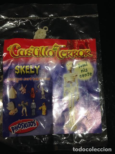 Figuras de goma y PVC: EL CASTILLO DEL TERROR SKELY PHOSKITOS