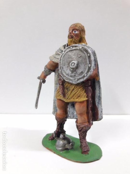 Figuras de goma y PVC: VIKINGO . REALIZADO EN PLASTICO - Foto 3