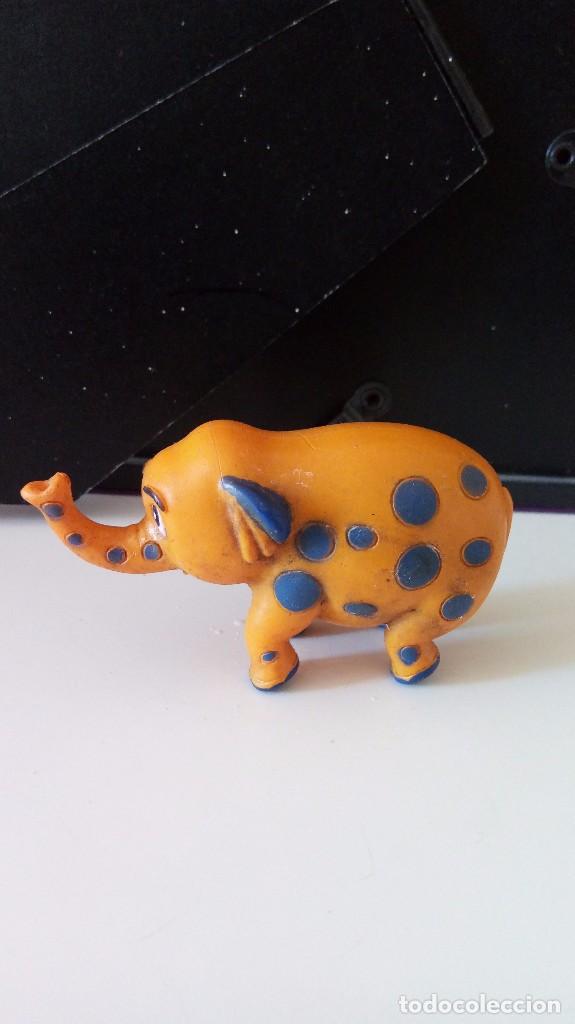 Rubber and PVC Figures: Antigua Figura pvc Bebe Elefante. De Disney.