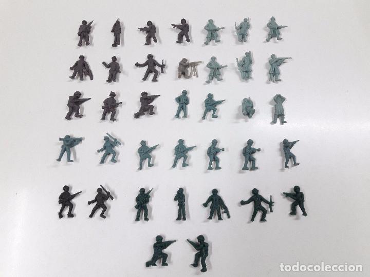 Figuras de goma y PVC: SOLDADOS DE DIFERENTES EJERCITOS DUNKIN - Foto 1