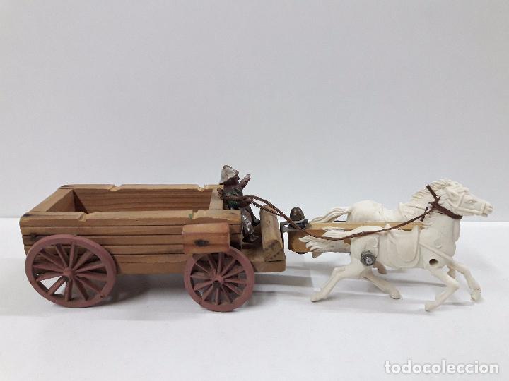 Figuras de goma y PVC: CARRETA DE MADERA CON CONDUTOR - Foto 6