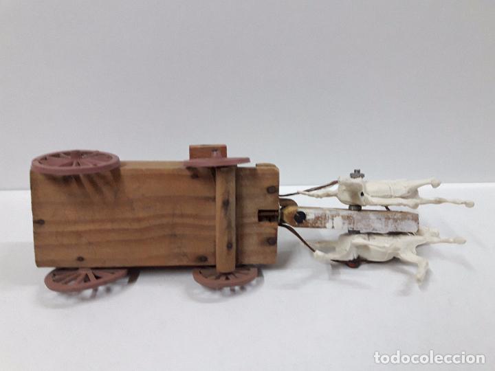 Figuras de goma y PVC: CARRETA DE MADERA CON CONDUTOR - Foto 7