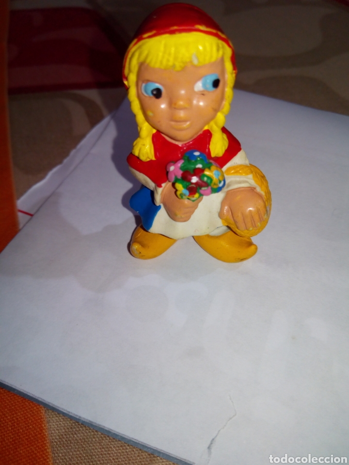 Figuras de goma y PVC: Caperucita roja comics spain - Foto 1