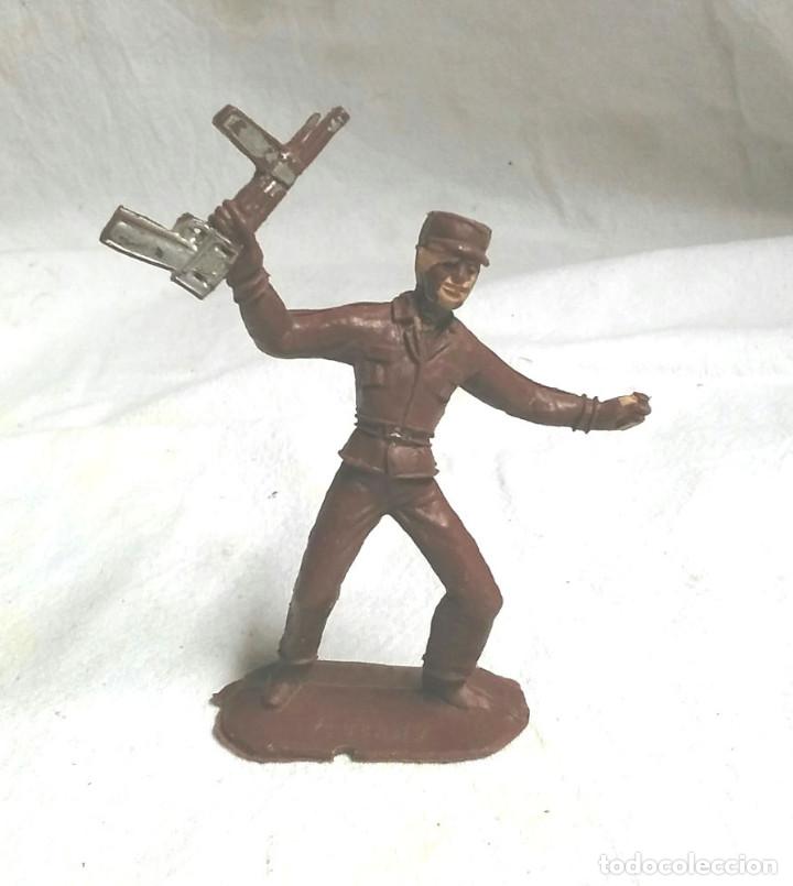 Figuras de goma y PVC: Soldado ejercito cubano de comansi - Foto 1