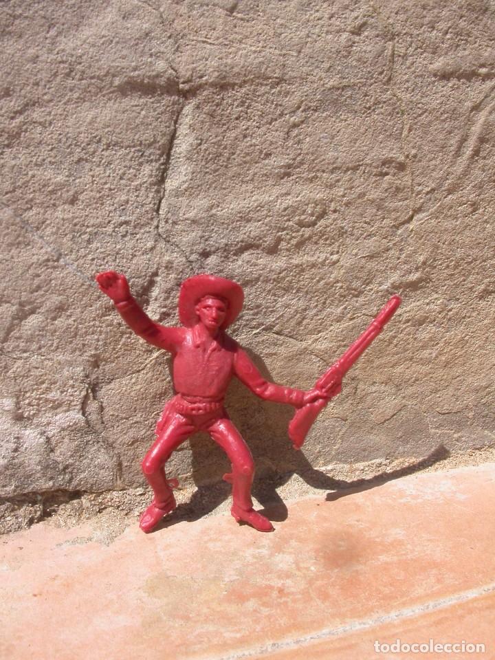 Figuras de goma y PVC: FIGURA PECH - Foto 1