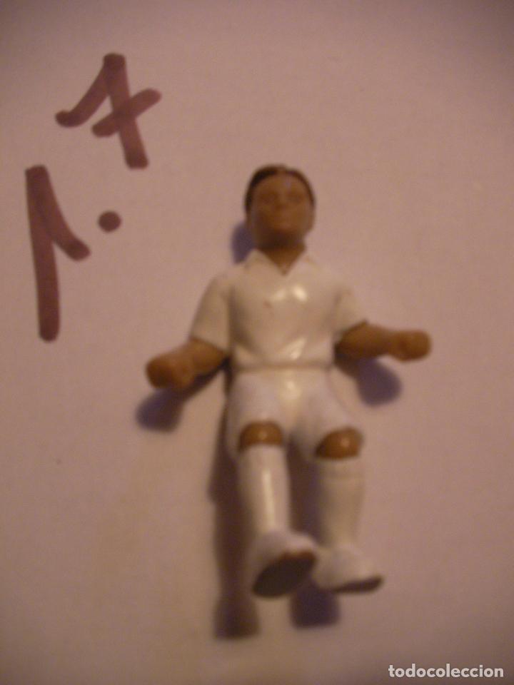 Figuras de Goma y PVC: JUGADOR DE FUTBOL