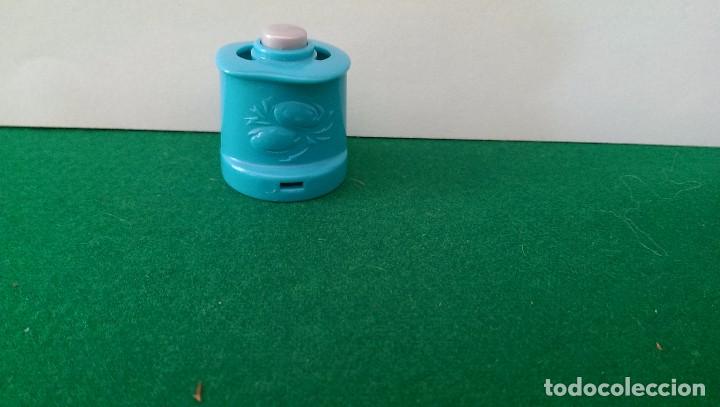 Figuras de goma y PVC: FIGURITA &laquo;BOTE AZUL&raquo; - Foto 1
