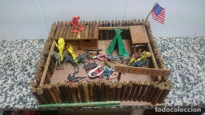 Figurines en Caoutchouc et PVC: ANTIGUO FORT TEXAS DE MADERA CON ACCESORIOS
