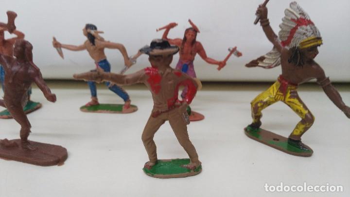Figuras de goma y PVC: lote de indios y vaqueros de  pech y jecsan antiguos - Foto 4
