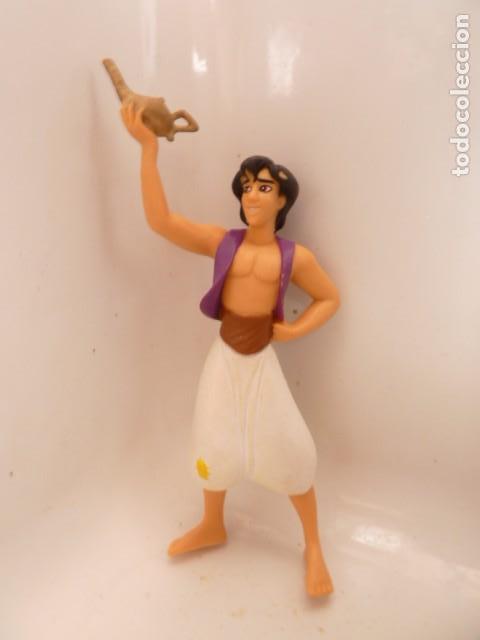 Figuras de goma y PVC: Figura Aladdin Disney - Foto 1