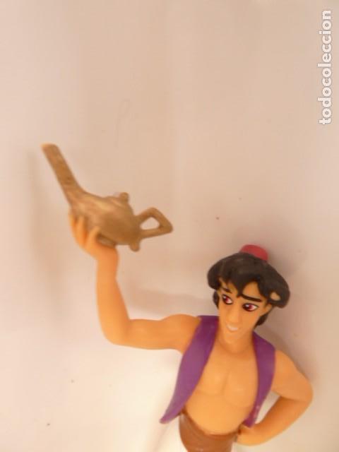 Figuras de goma y PVC: Figura Aladdin Disney - Foto 2