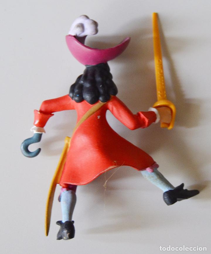 Figuras de goma y PVC: CAPITAN GARFIO - PETER PAN - DISNEY - BULLYLAND - GERMANY - Foto 2
