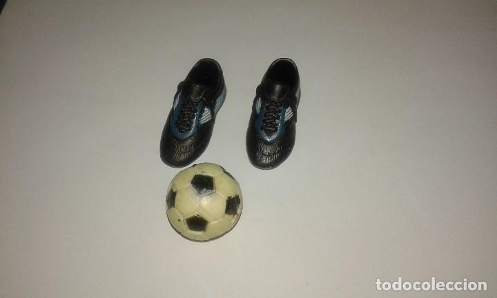 Figuras de Goma y PVC: BOTAS DE FUTBOL Y BALON PROMOCIONALES PHOSKITOS MUNDIAL DE FUTBOL SUDAFRICA 2010