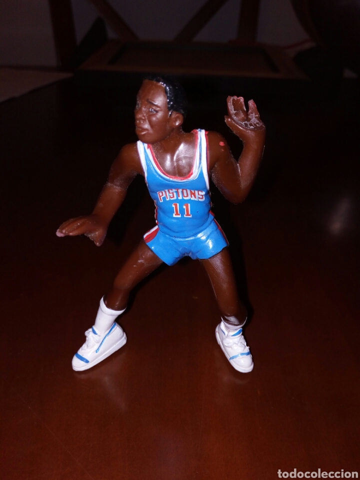 Rubber and PVC Figures: Mu&ntilde;eco baloncesto ,Isaiah Thomas de Yolanda a&ntilde;o 1987.