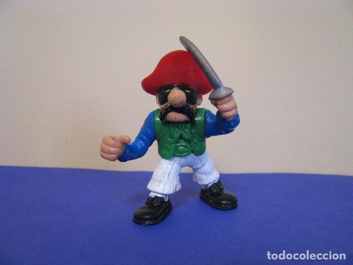 Rubber and PVC Figures: FIGURA F-P. INC. MIDE 7 CM. 1994.