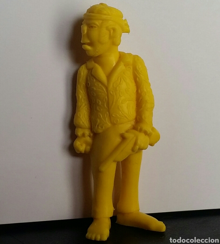 Figuras de goma y PVC: PIRATA DUNKIN DETERGENTE ARIEL - Foto 1