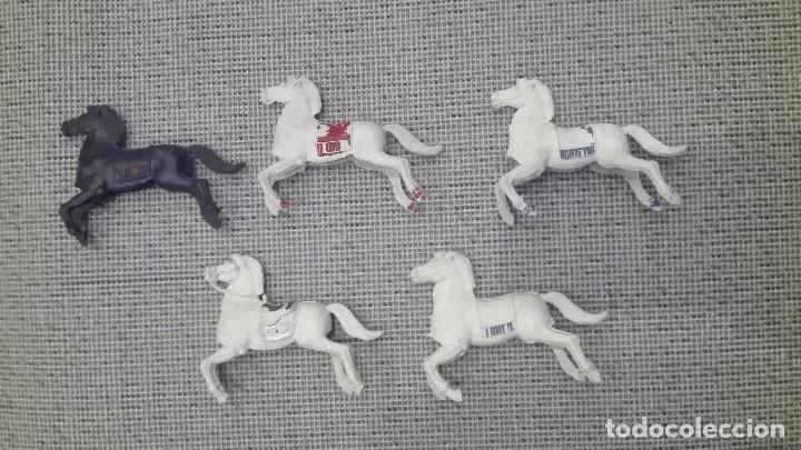 Figuras de goma y PVC: LOTE CABALLOS INDIOS VAQUEROS LAFREDO A&Ntilde;OS 60 - Foto 2