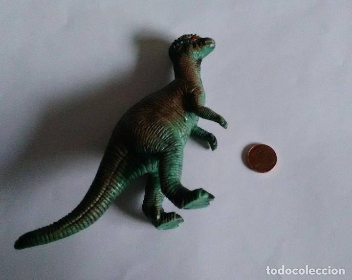 Figuras de goma y PVC: Figurita de pl&aacute;stico de los dinosaurios - Foto 1