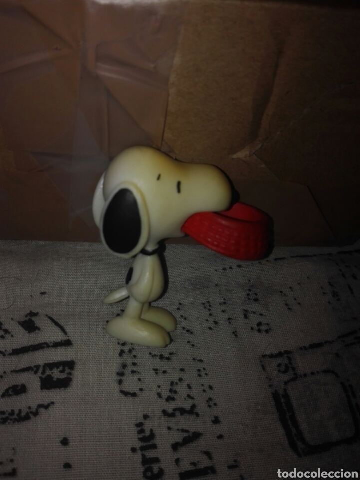 Figuras de goma y PVC: Figura de Snoopy - bullyland - Foto 1