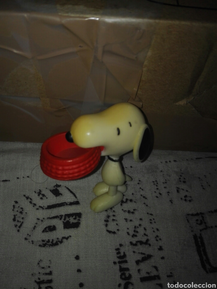 Figuras de goma y PVC: Figura de Snoopy - bullyland - Foto 2