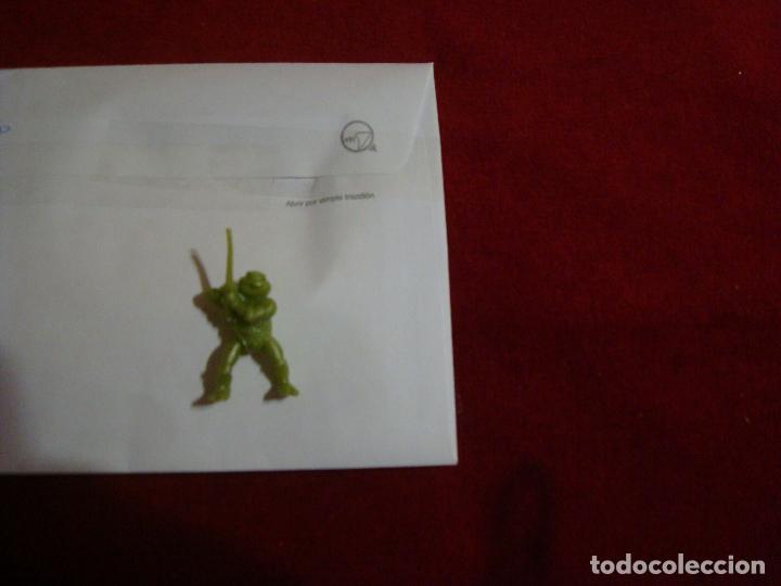 Figuras de goma y PVC: DUNKIN PHOSKITOS DANONE TORTUGAS NINJAS - Foto 1