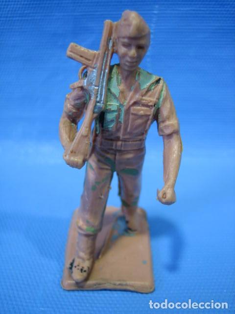 Gummi- und PVC-Figuren: Figuras de PVC. Legionario