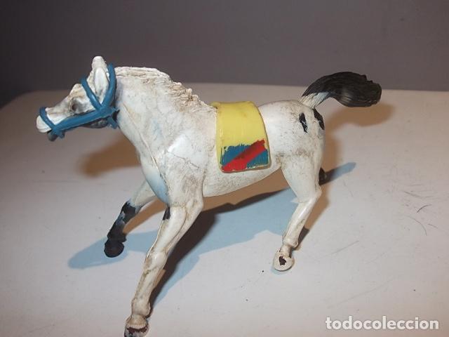 Figuras de goma y PVC: CABALLO EN PLASTICO BUEN ESTADO - Foto 1