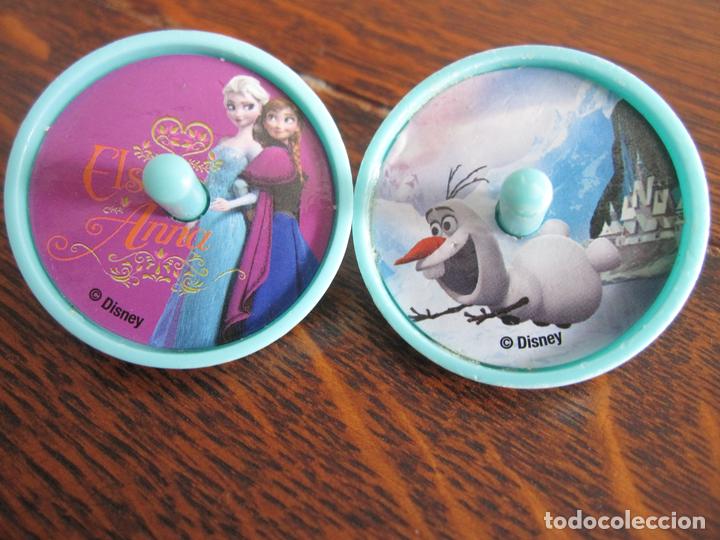 Figuras de goma Kinder: 2 figuras de kinder. Frozen - Foto 1