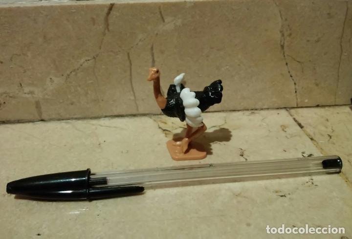 Gummi- und PVC-Figuren: FIGURA - AVESTRUZ - PVC