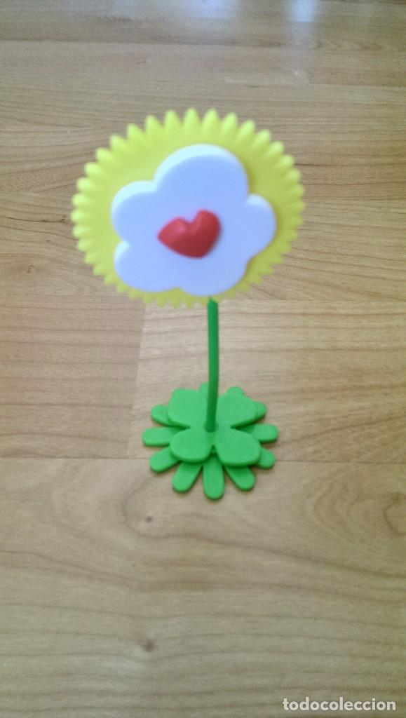 Gummi- und PVC-Figuren: FIGURA &laquo;FLOR&raquo;