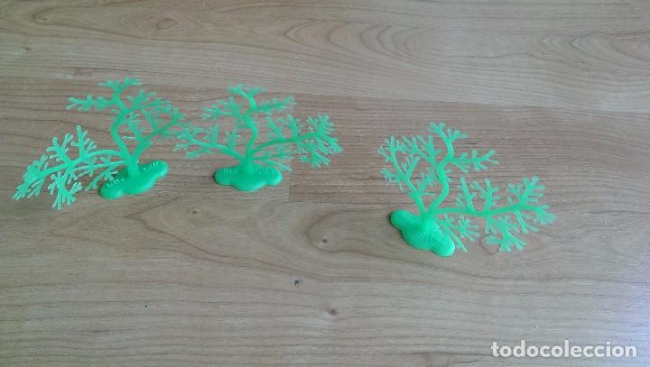 Rubber and PVC Figures: LOTE 3 FIGURAS &laquo;VEGETALES DE MAR&raquo;