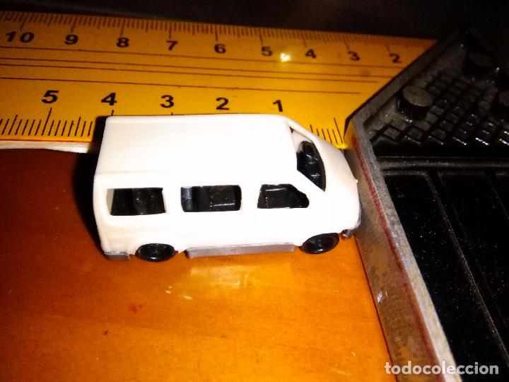 Rubber and PVC Figures: coche  FIGURA cochecito  PLASTICO DURO PVC O SIMILAR -