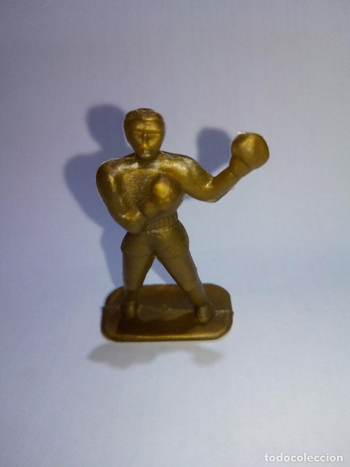 Figuras de goma y PVC: Figura boxeador dunkin - Foto 1