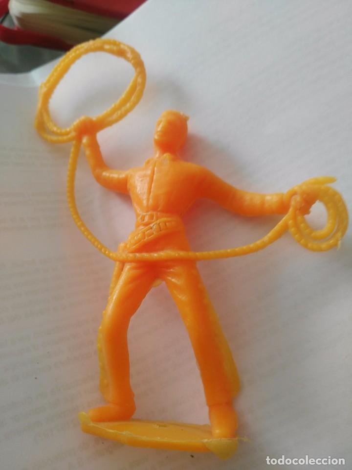 Figuras de goma y PVC: Comansi - Foto 1