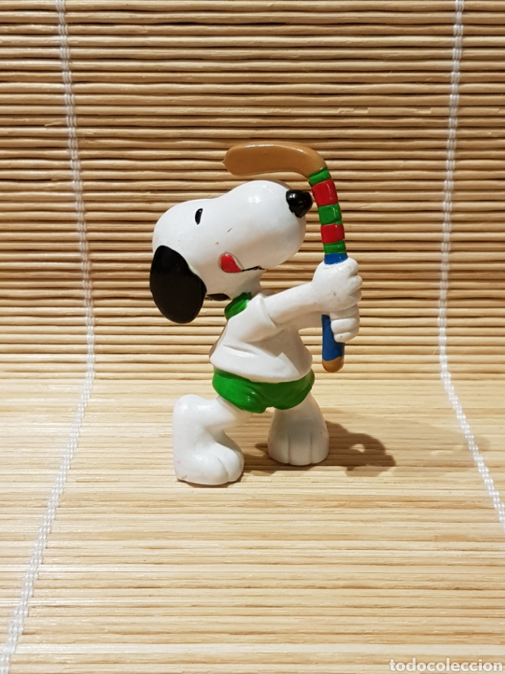 Figuras de Goma y PVC: figura snoopy hockey united feature china